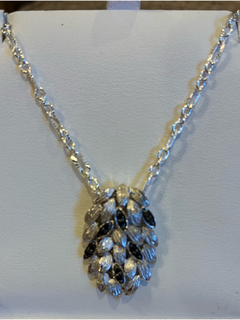 925 Italy Sterling Silver Necklace Leaf Cluster Pendant w/Blk Marquis Stones STS